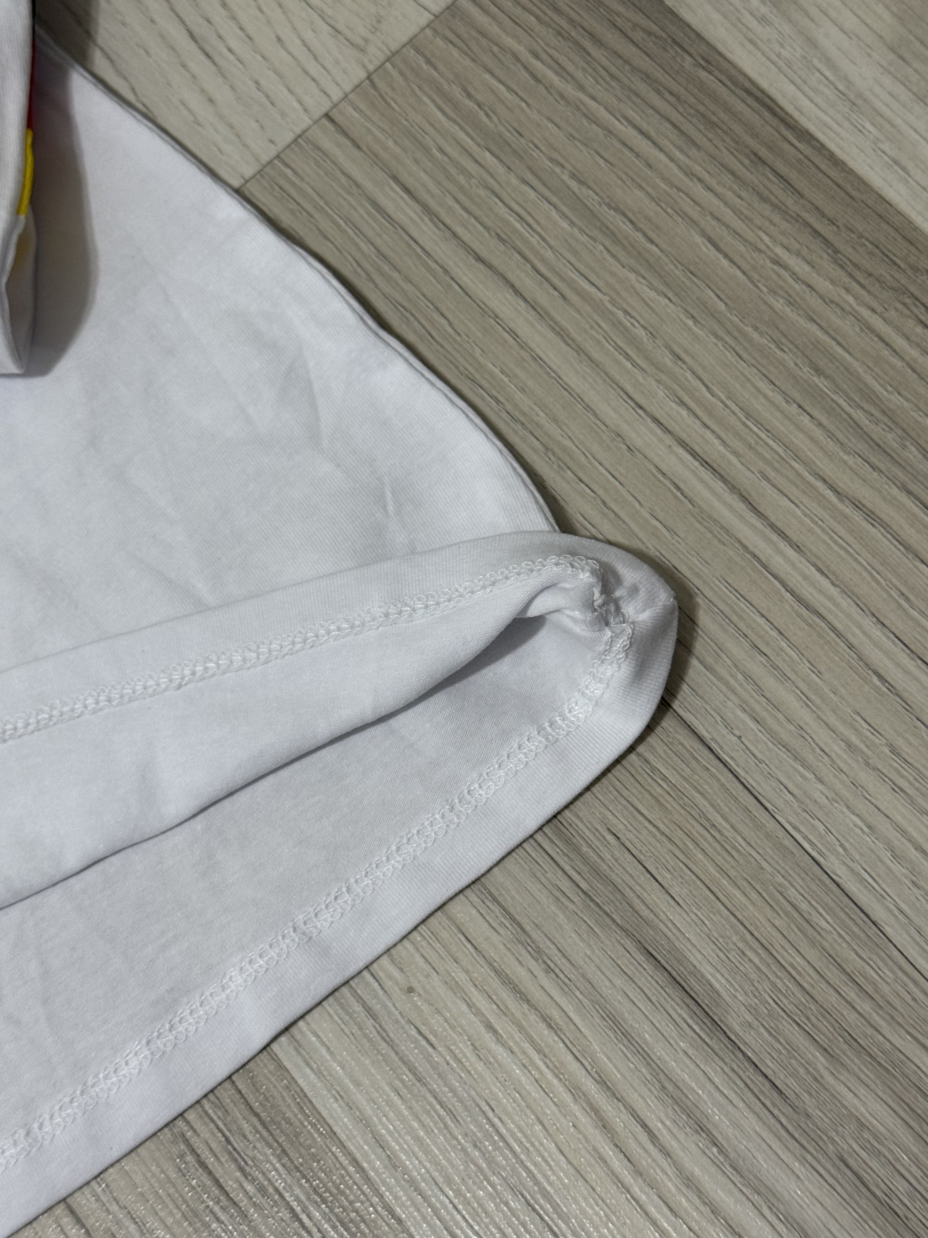 تاپ ورزشی زنانه کد ۸۱۱۶
