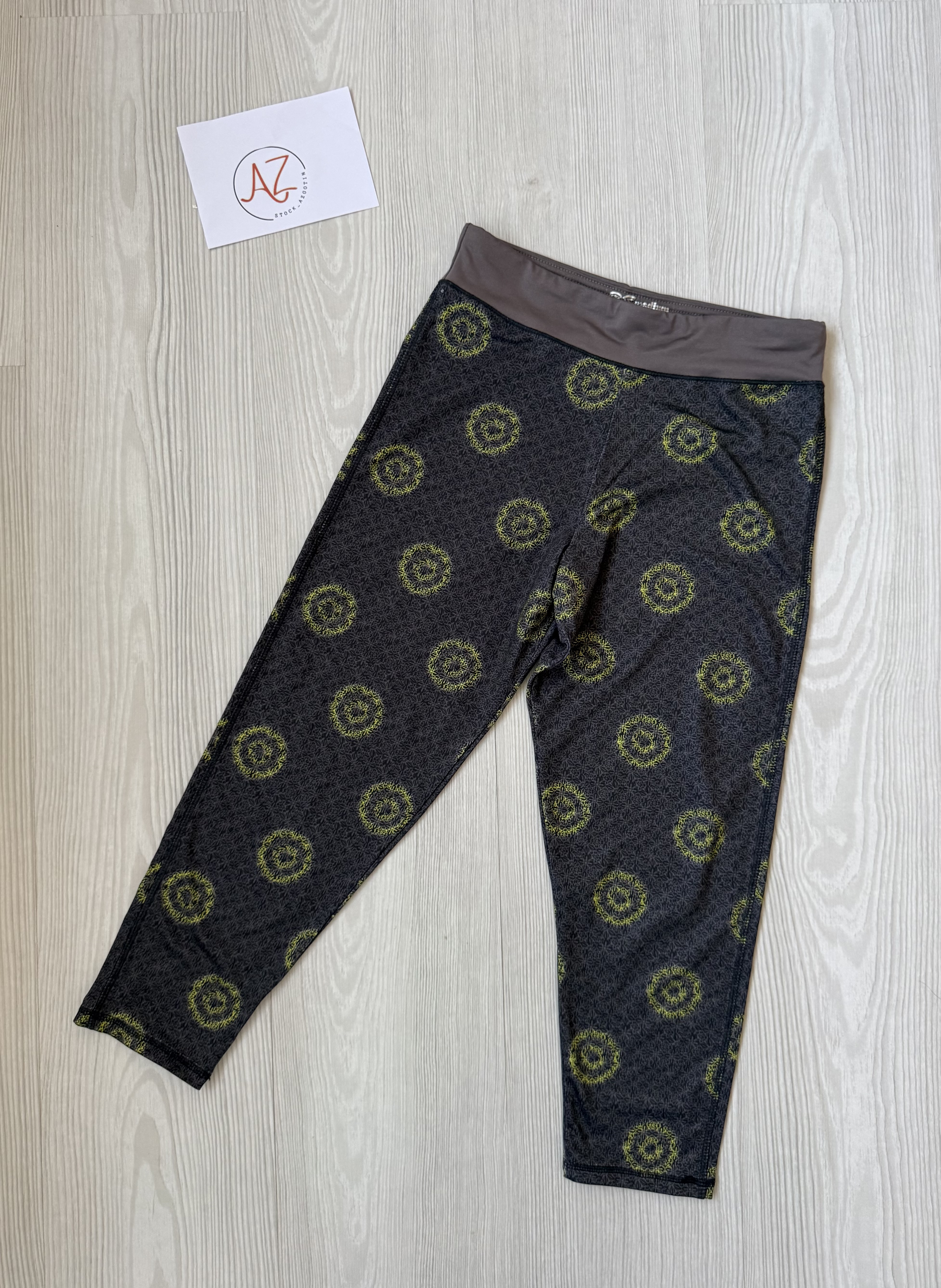 شلوارک ورزشی زنانه کد ۸۱۲۸